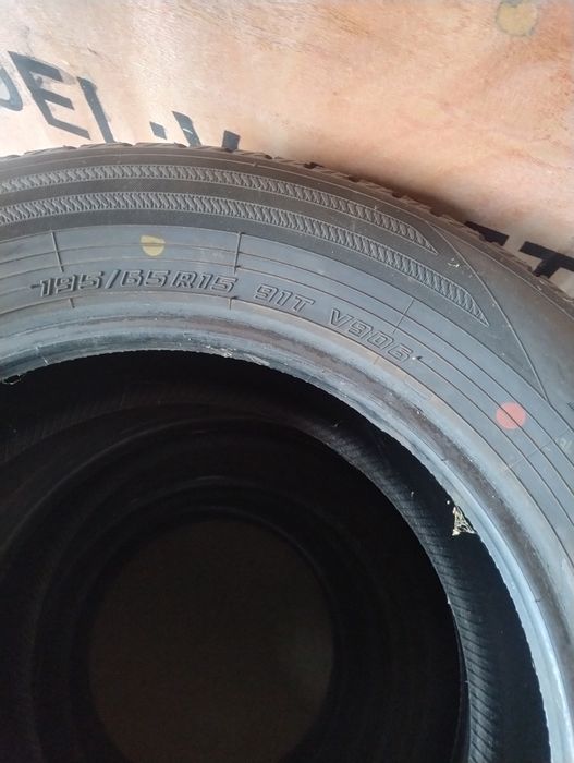 Opony  195/65R15