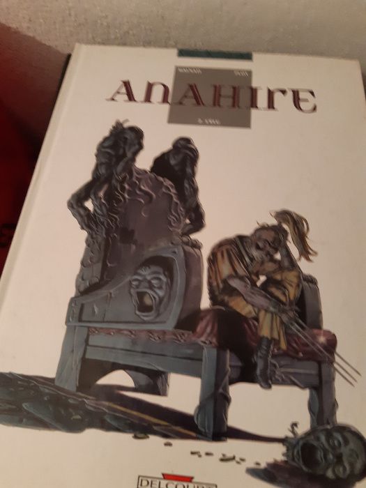 Livros de bd, Thorinth, e Anahire , preço por cada exemplar