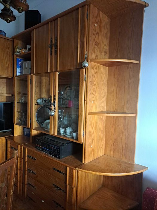 3 Armários para sala de jantar com vitrine