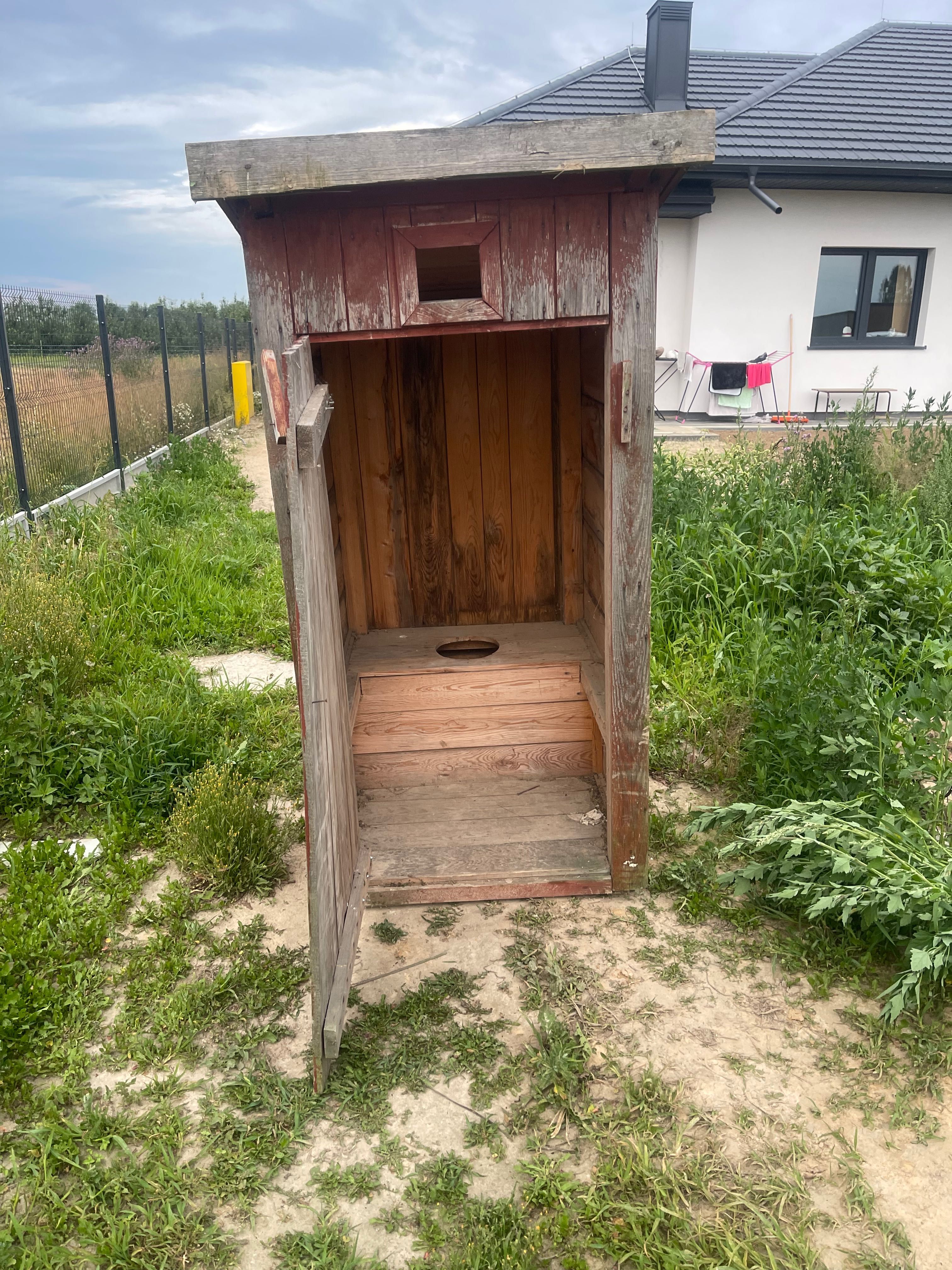 WC na budowę lub działkę
