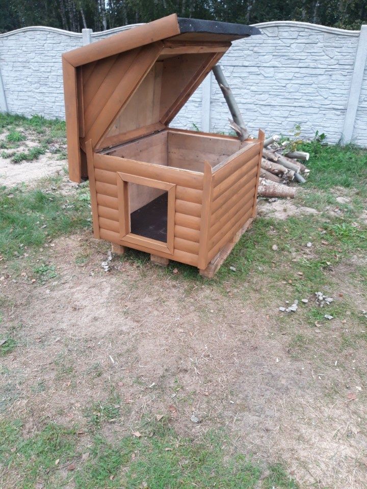 Buda dla psa ocieplana