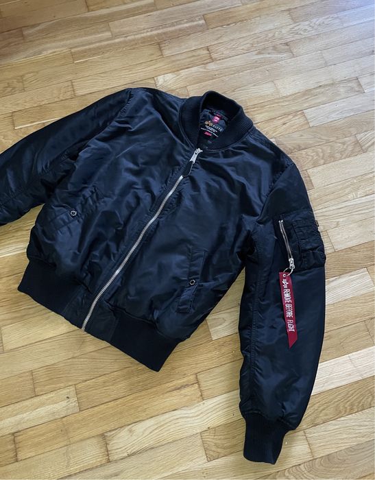 Alpha industries бомбер куртка