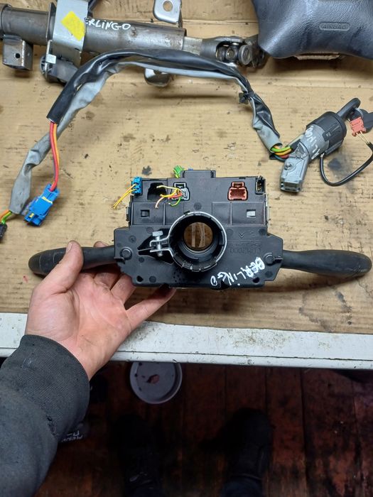 Peugeot Partner Citroen Berlingo гитара перемикач переключатель