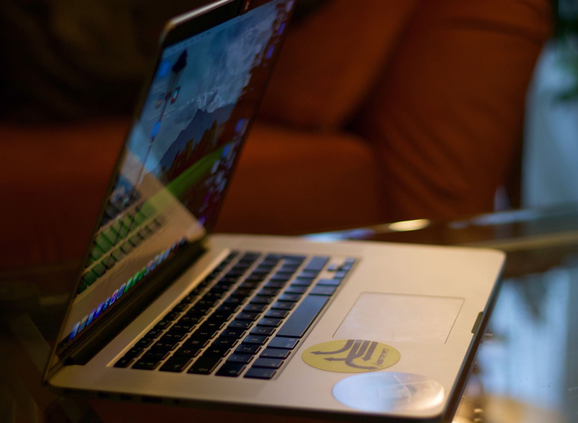 MacBook 15 Pro 16RAM 512GB AMD Radeon 2015 Apple