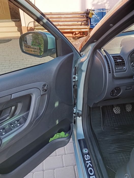 Продам шкода фабія 2