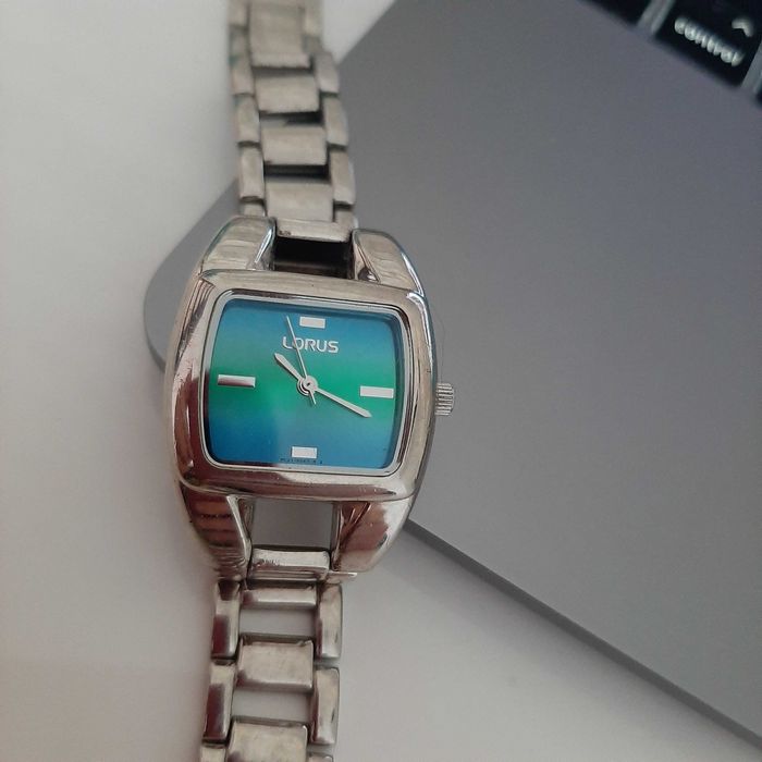 Lorus piękny zegarek