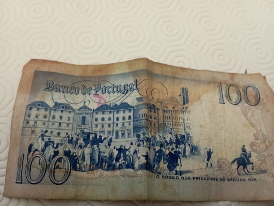 Notas antigas. Esperamos propostas