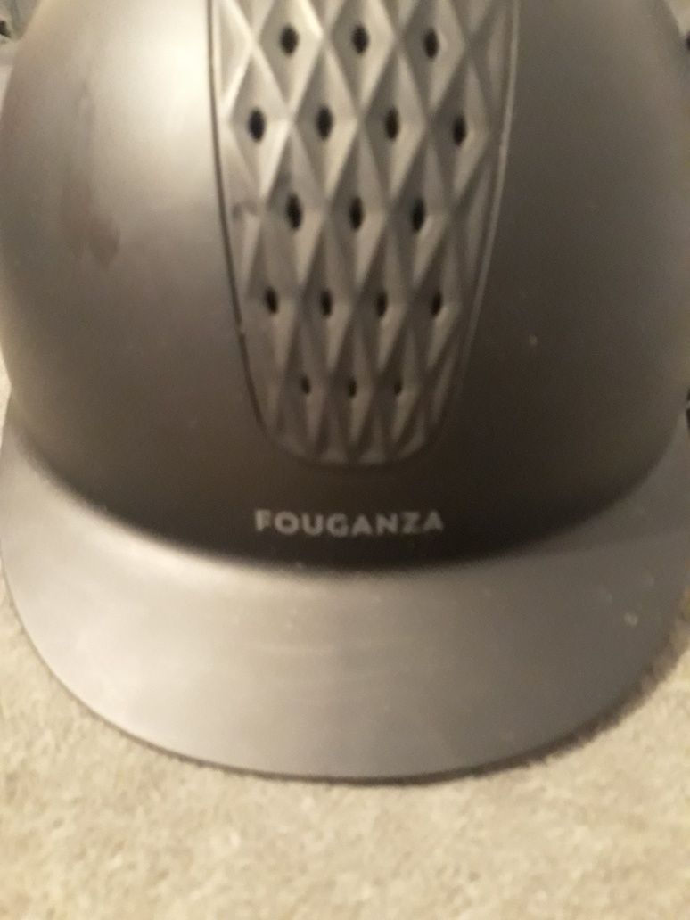 Kask jeździecki 59cm Decathlon super stan