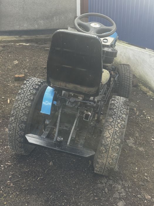 Продам трактор Zubr 12