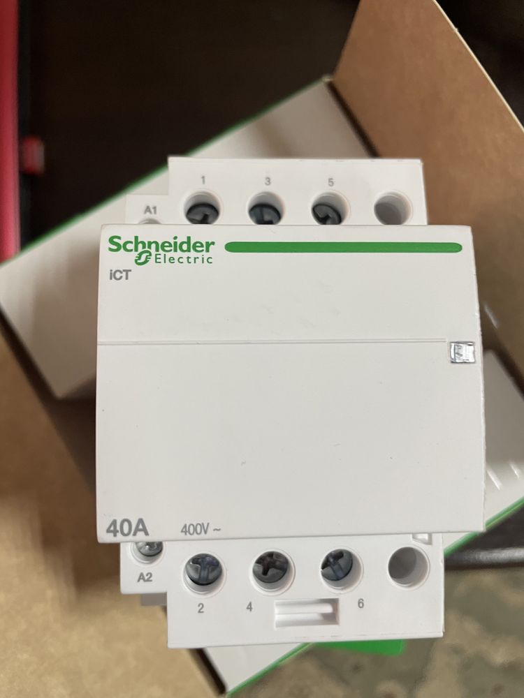 Контактор Schneider iCT 40A 3NO ~220/240В 50Гц