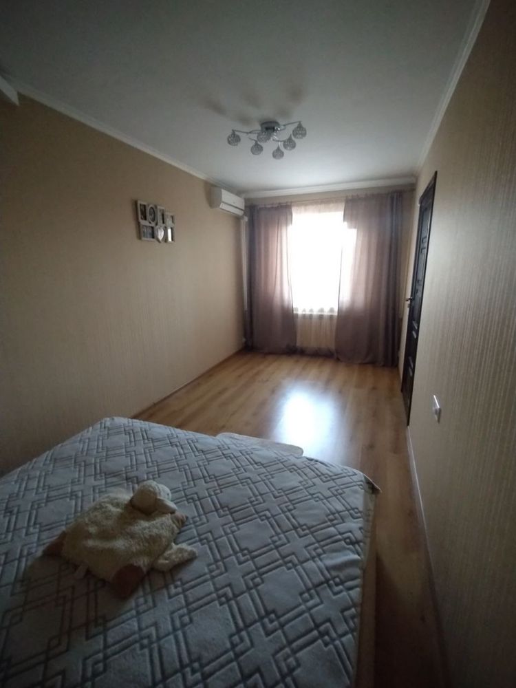 Продам 2 комнатную оборудованную квартиру ул Бригады Хартия/Рыбылко 15