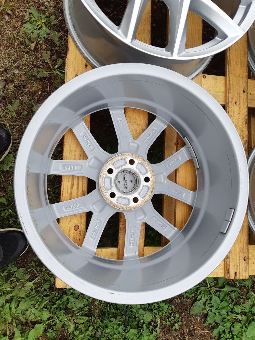 Диски R18 Volvo XC60 original 5 108 5x108 2018г