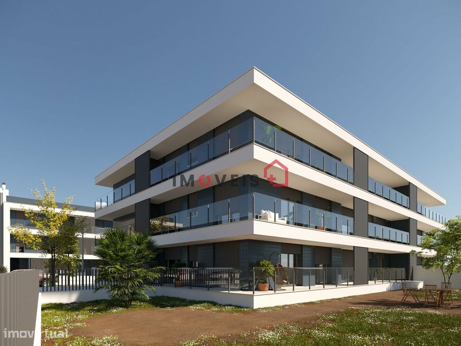 Apartamento T4 **Edifício AZURE**