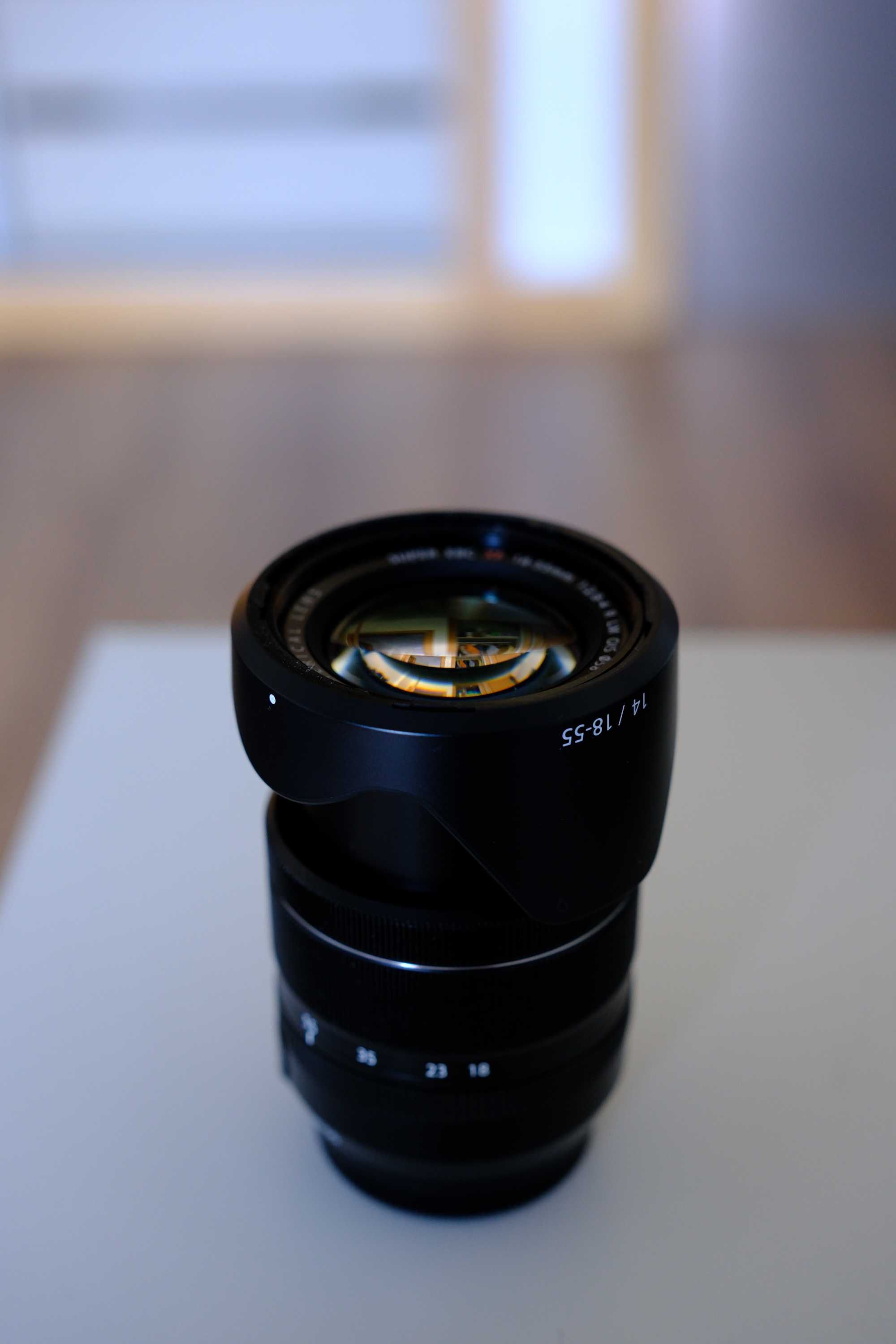 Objetiva Fuji XF 18-55mm f/2.8-4 R LM OIS (Nova)