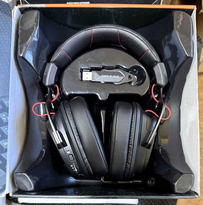 Spirit Of Gamer Bezprzewodowy zestaw słuchawkowy Bluetooth RGB PS5 PS4