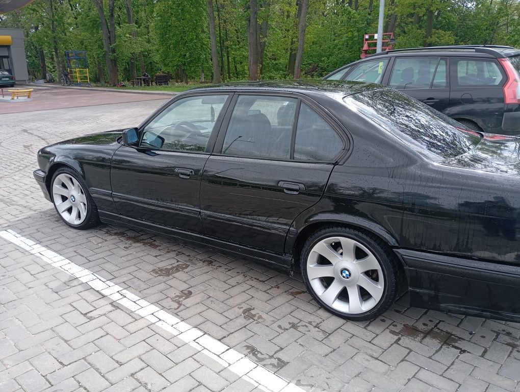 Продам BMW M50B25