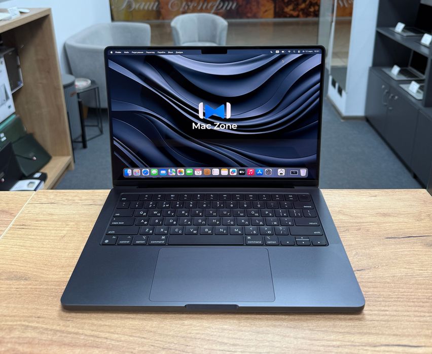 MacBook Pro 14' 2025 (M4/16gb/512 SSD) Стан НОВОГО 1-7-9-0-3SV