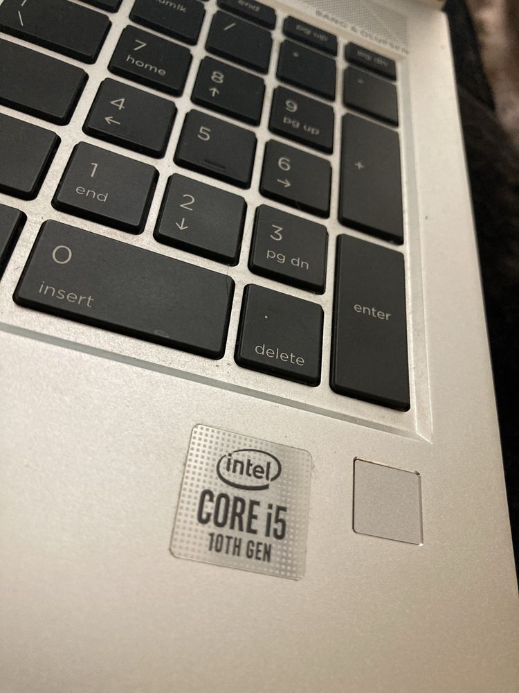 Portatil HP i5 10th