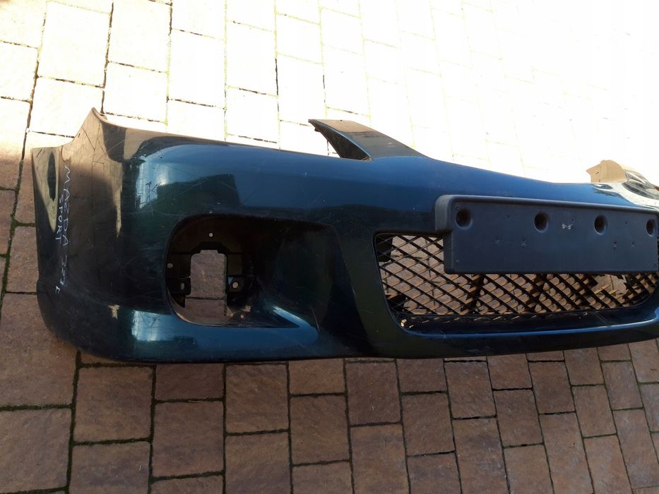 Mazda 323 00  03 sport zderzak przód