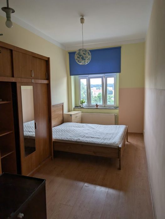 Duży pokój 1-2 osoby w centrum Świdnicy + wspólny salon