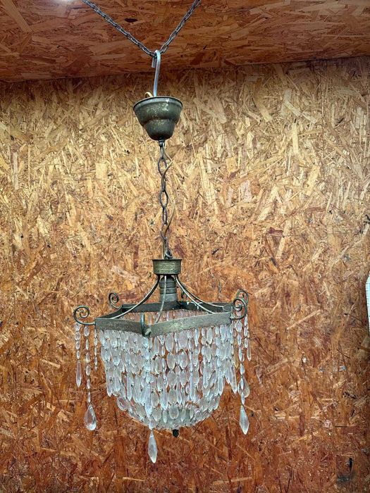 Lustre/Candeeiro de suspensão antigo - Latão e pingentes em cristais