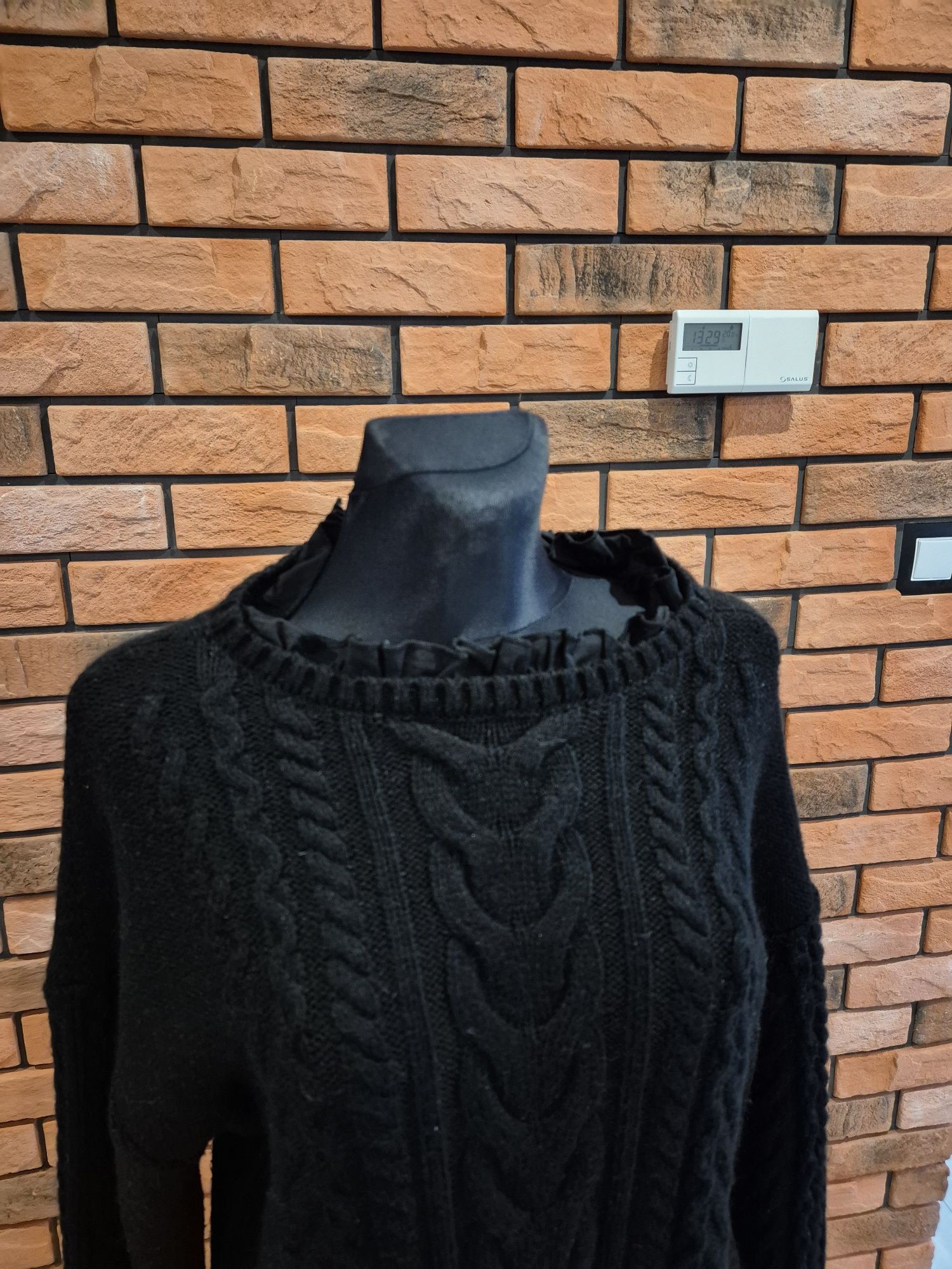 Gruby pleciony sweter