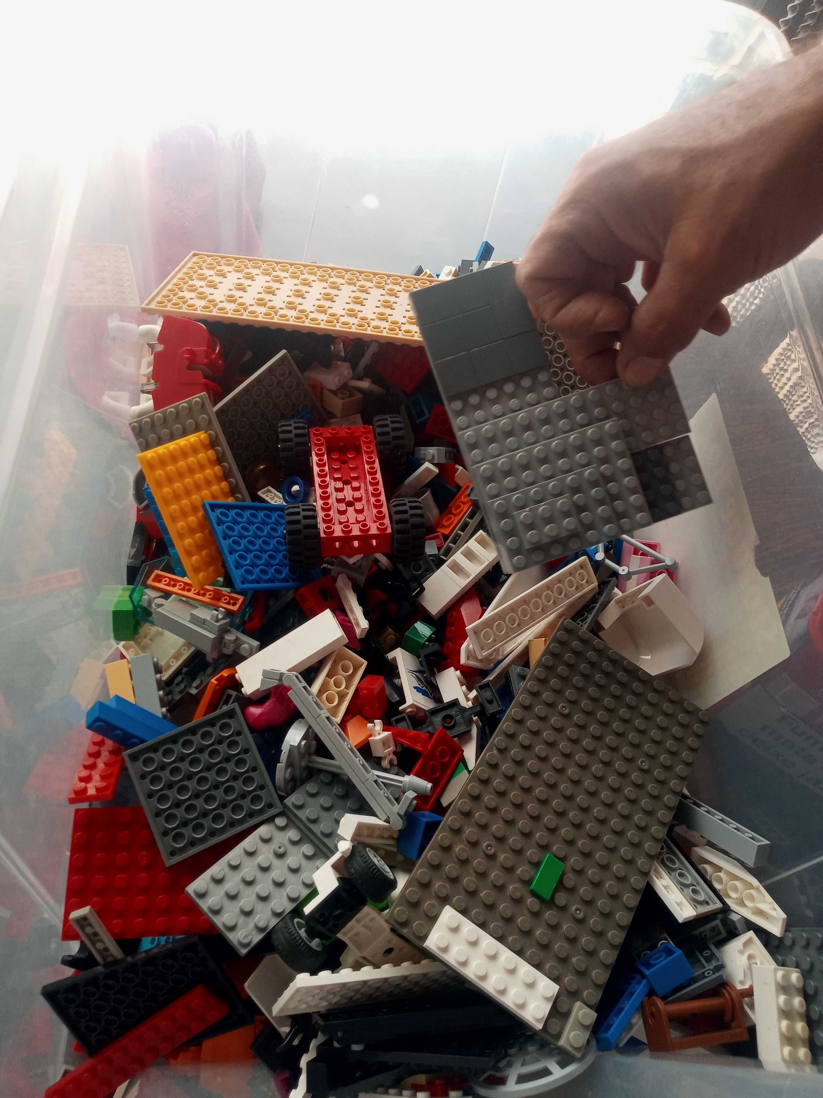 Vendo 3000 peças LEGO