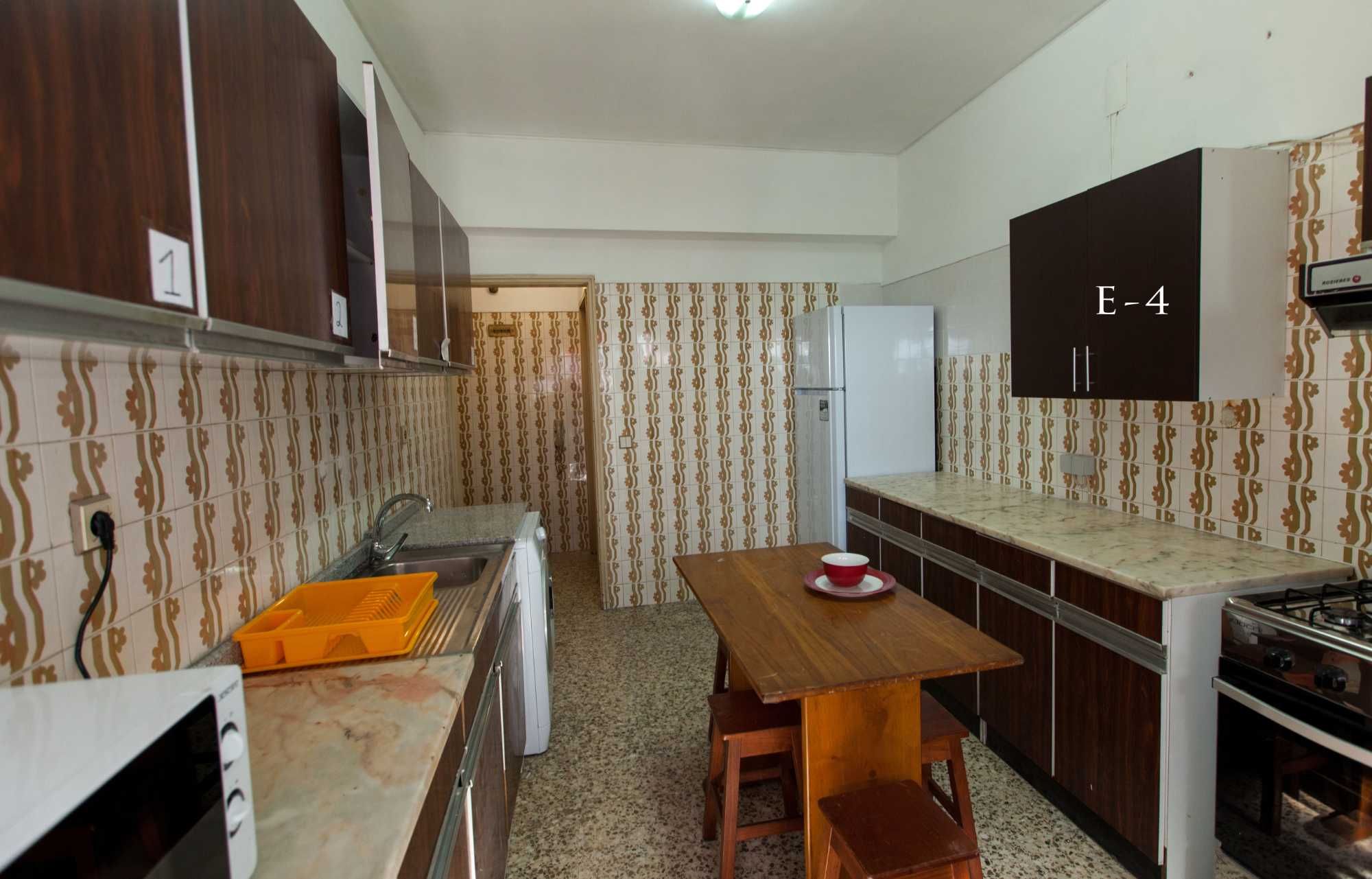 Quarto individual próximo da Estação dos comboios