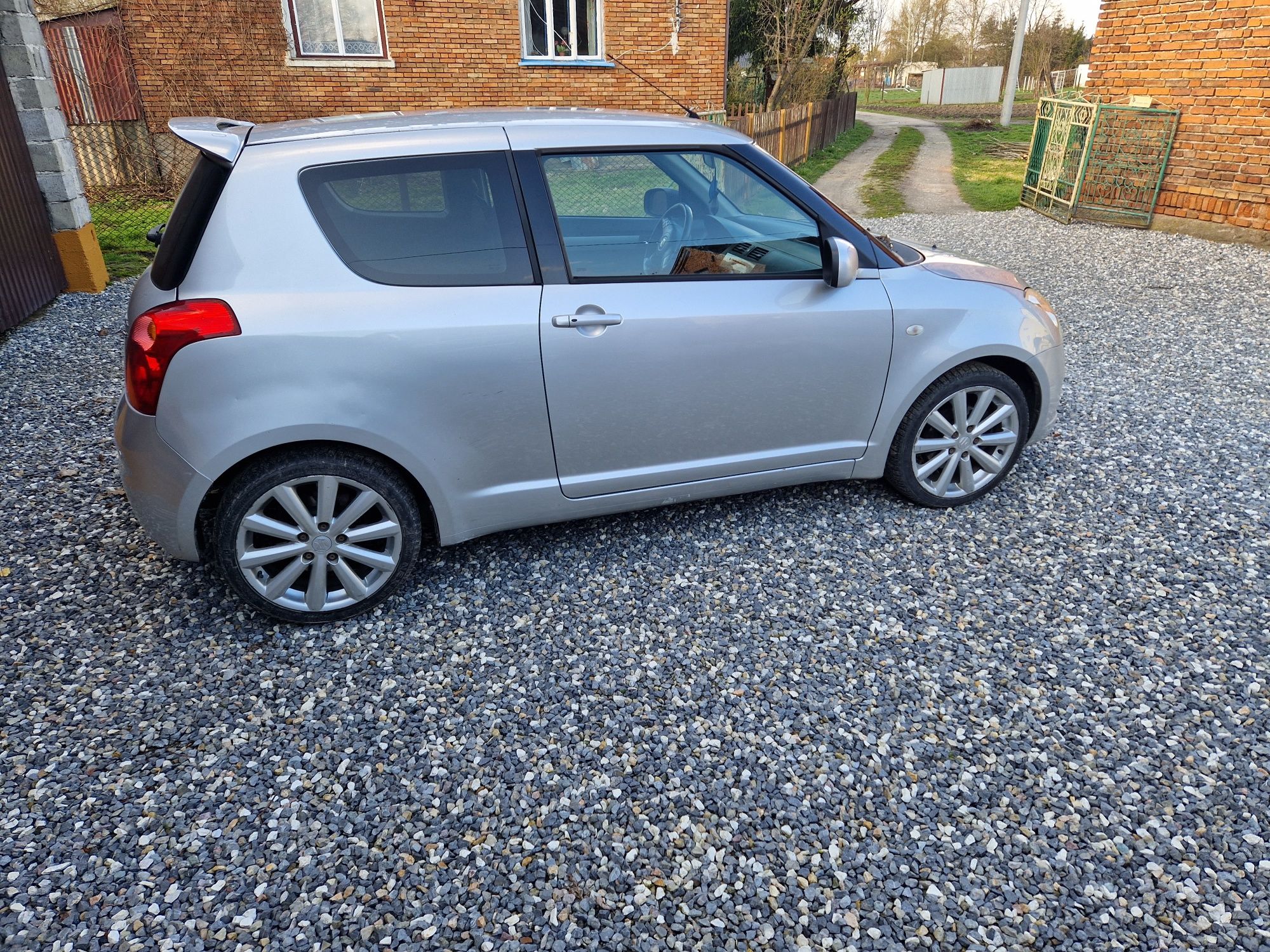 Suzuki Swift Sport 
Szy