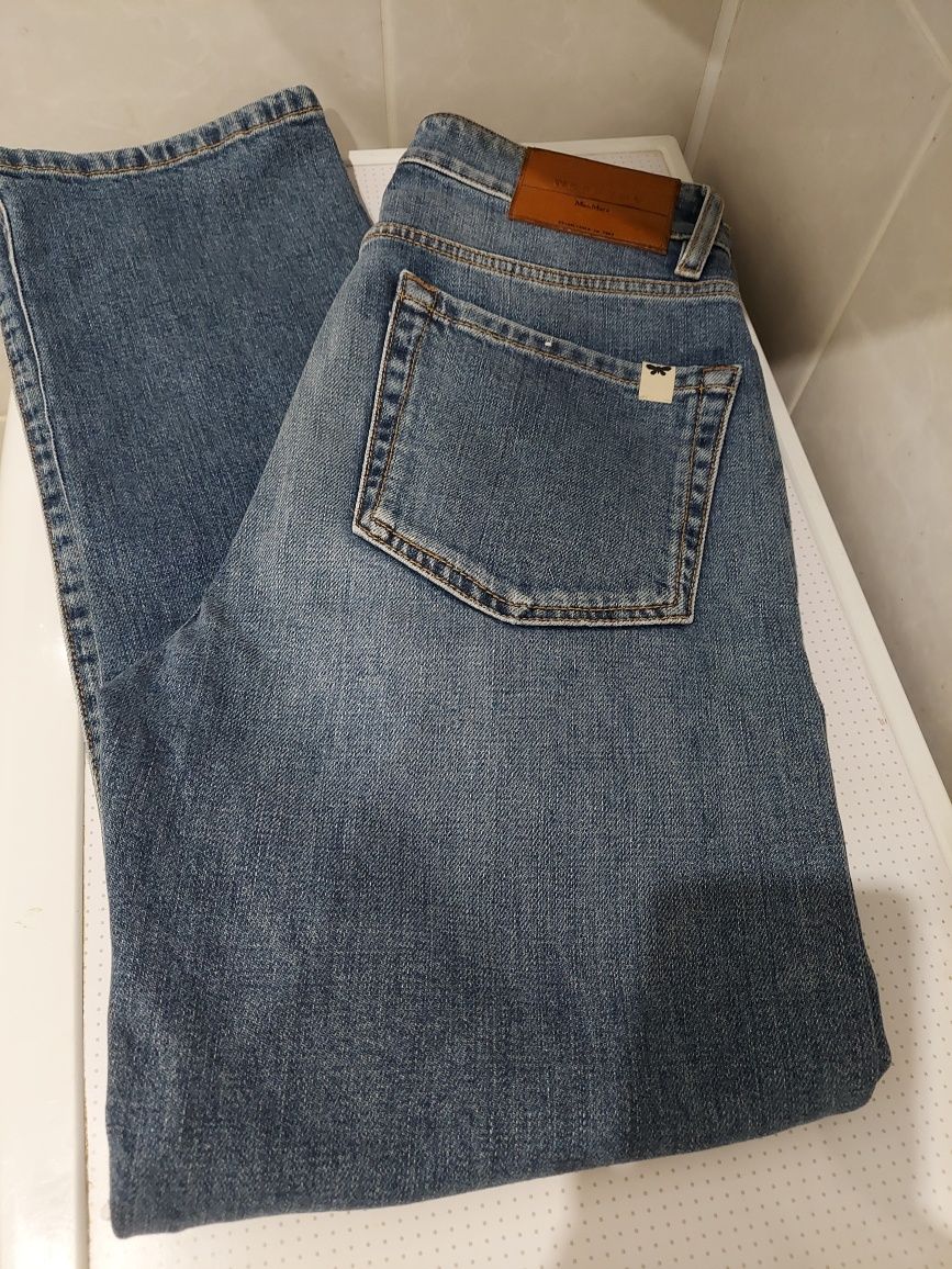Джинси жіночі Max Mara.