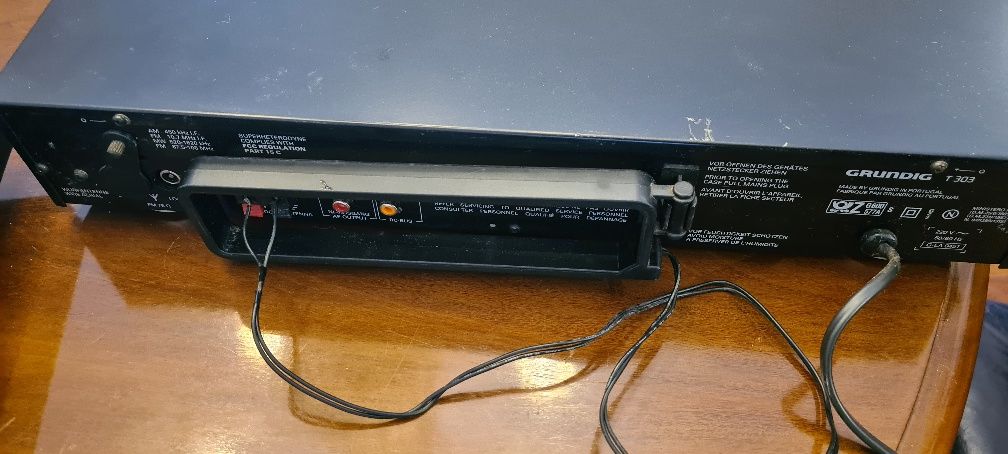 Rádio/tuner Grundig T303