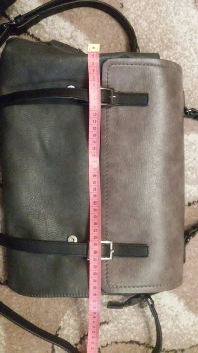 Сумка жіноча з шкірзамінника.