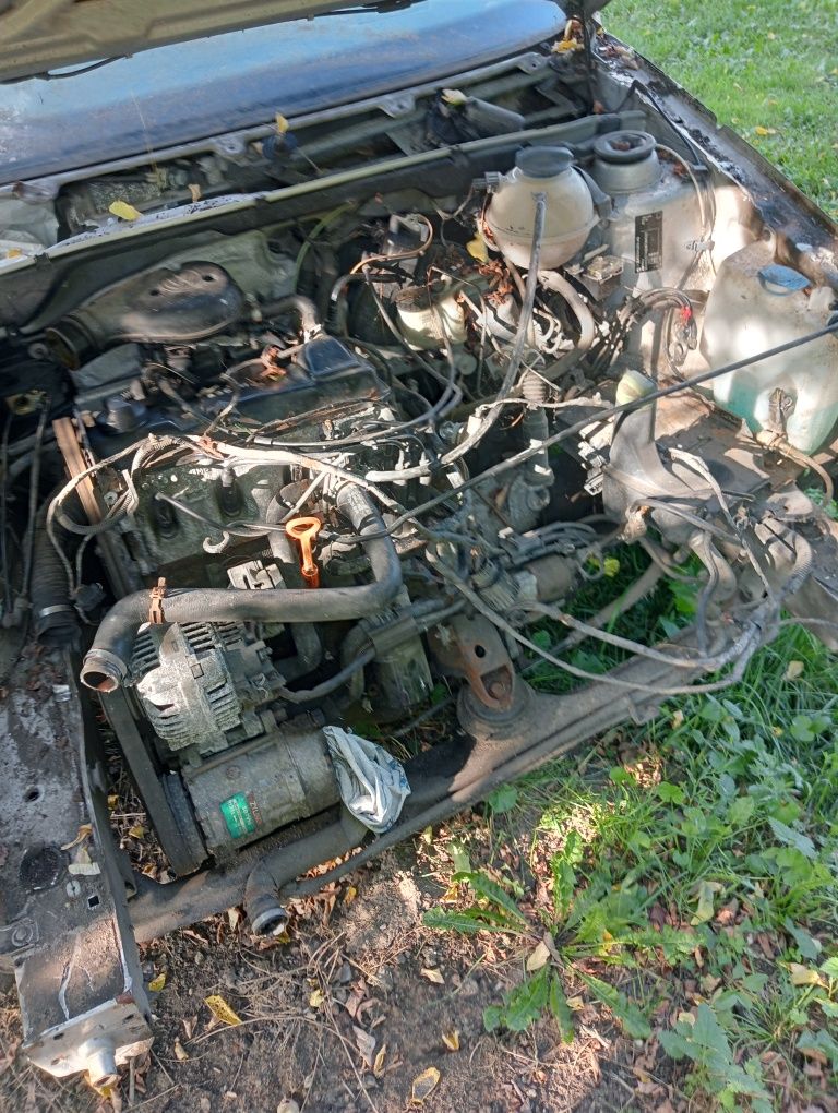 Golf 3 części lub w całości Ford drzwi lewy tył