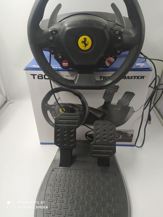 Kierownicą PS4 Thrustmaster T80 Ferrari