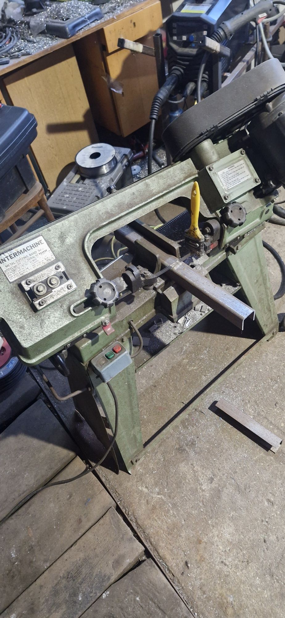 Piła taśmowa 220V