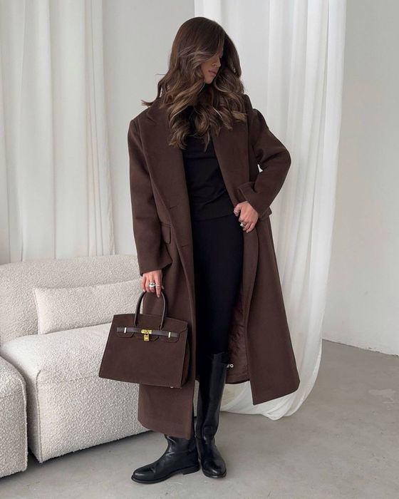 Жіноча  Пальто на підкладці зимна нова