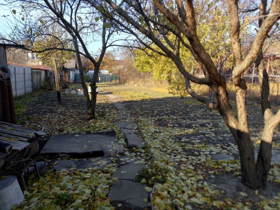 Продаж будинку на Казбеті. Ділянка 14 соток.