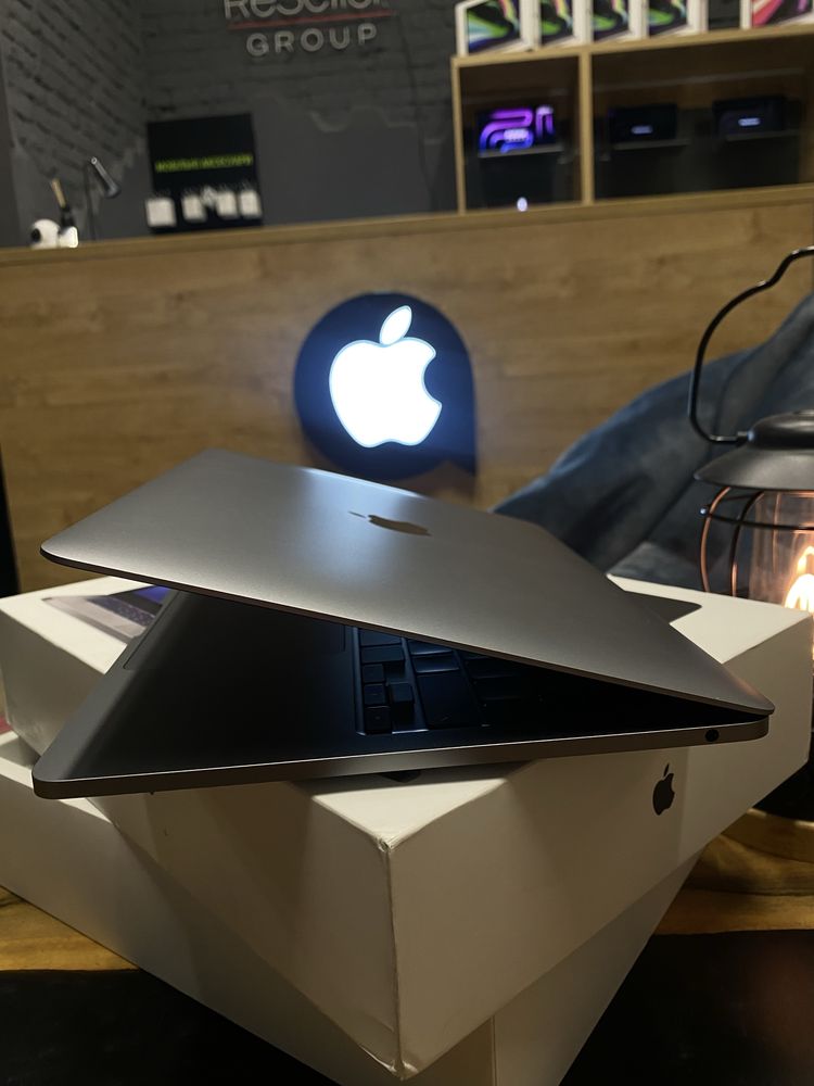 Ноутбук Apple MacBook Pro 13" M1 Space Gray (MYD82)  2020