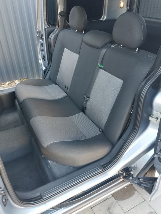 Продам Опель Комбо