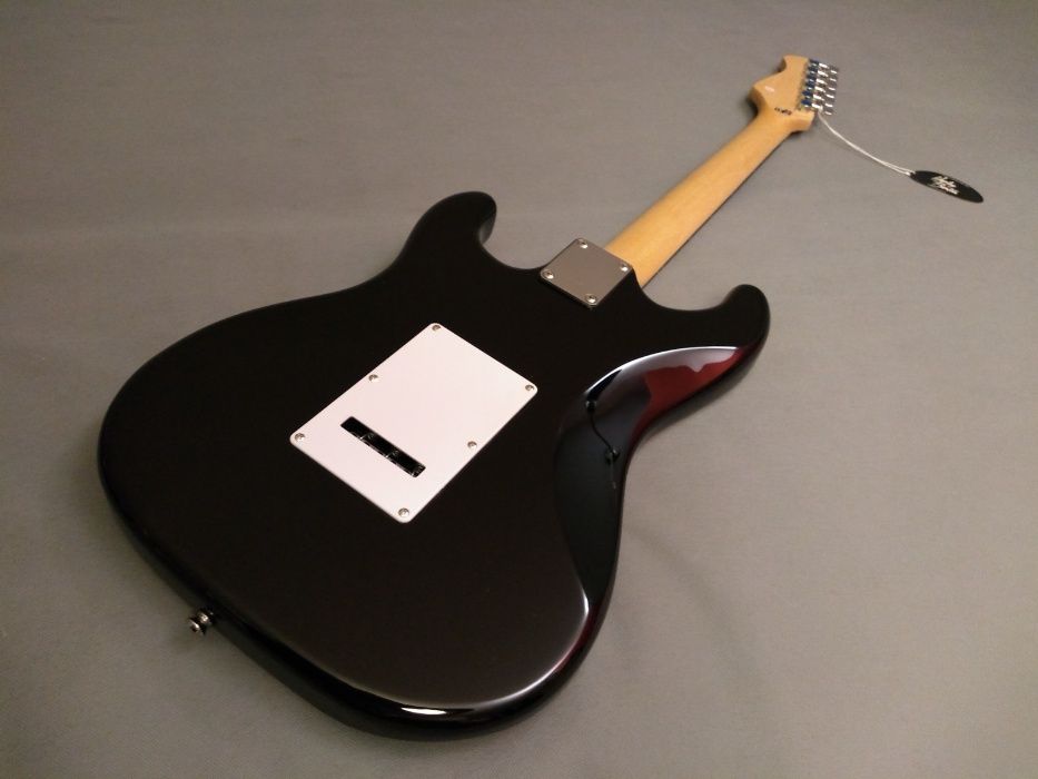 Harley Benton ST-20 BK (Black)-gitara elektryczna-typ Stratocaster