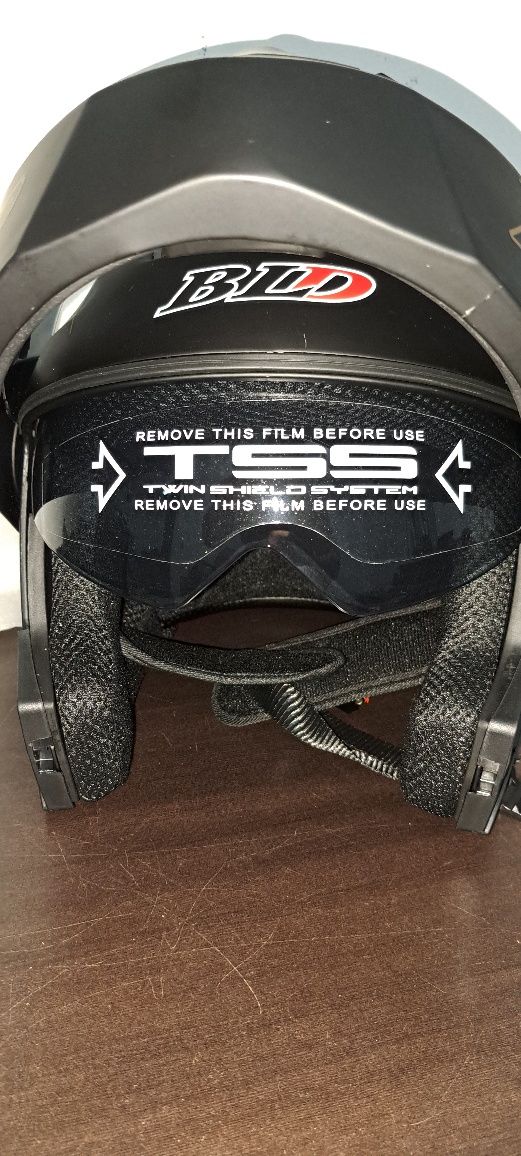 Capacete modular Preto e Dourado NOVO
