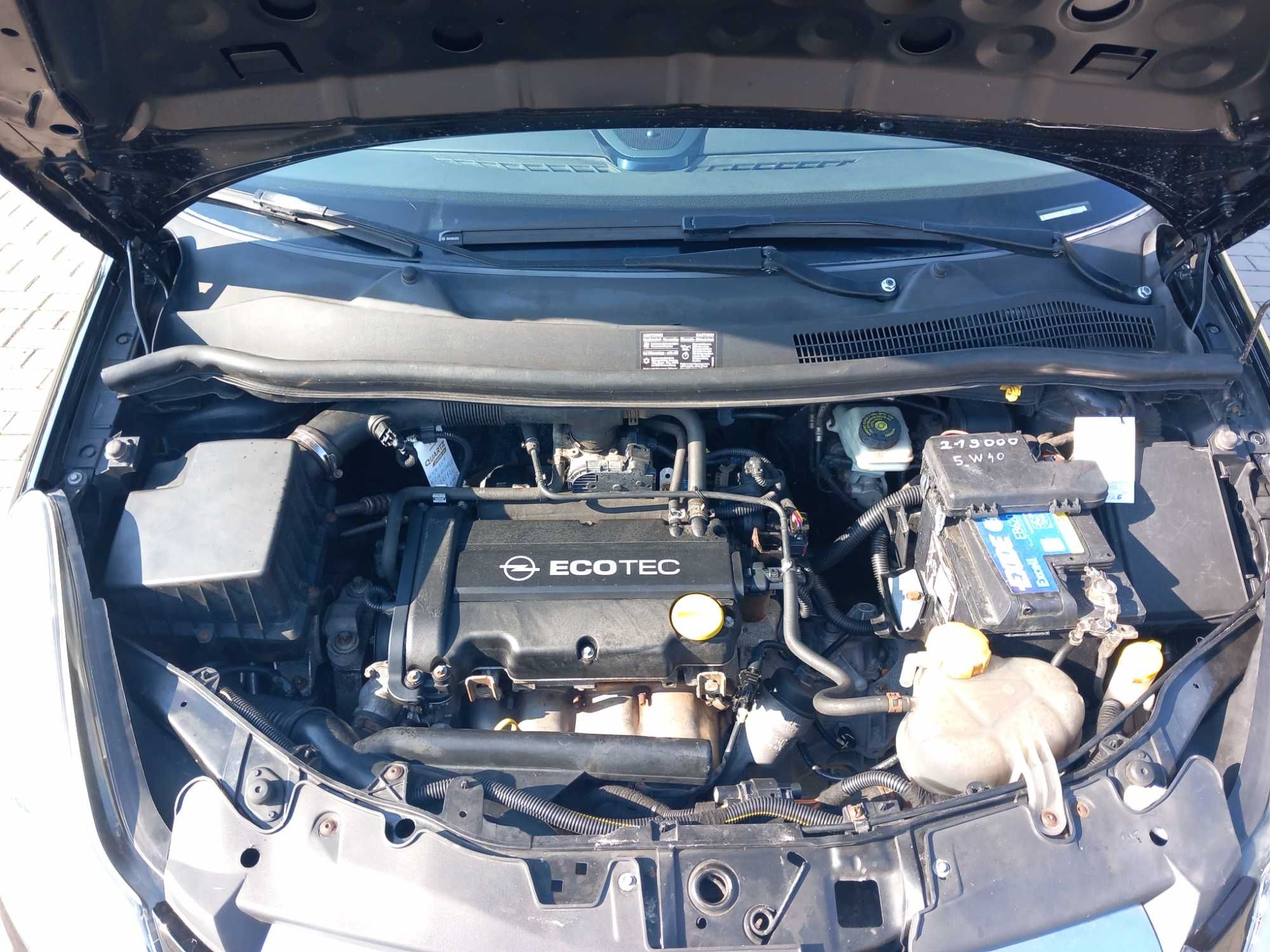 OPEL CORSA D 1.2 benzyna 2009 bagażnik rowerowy