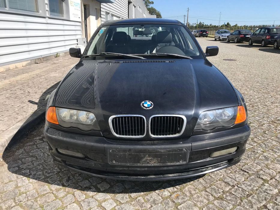 BMW 320d 136cv 2000 - Para Peças