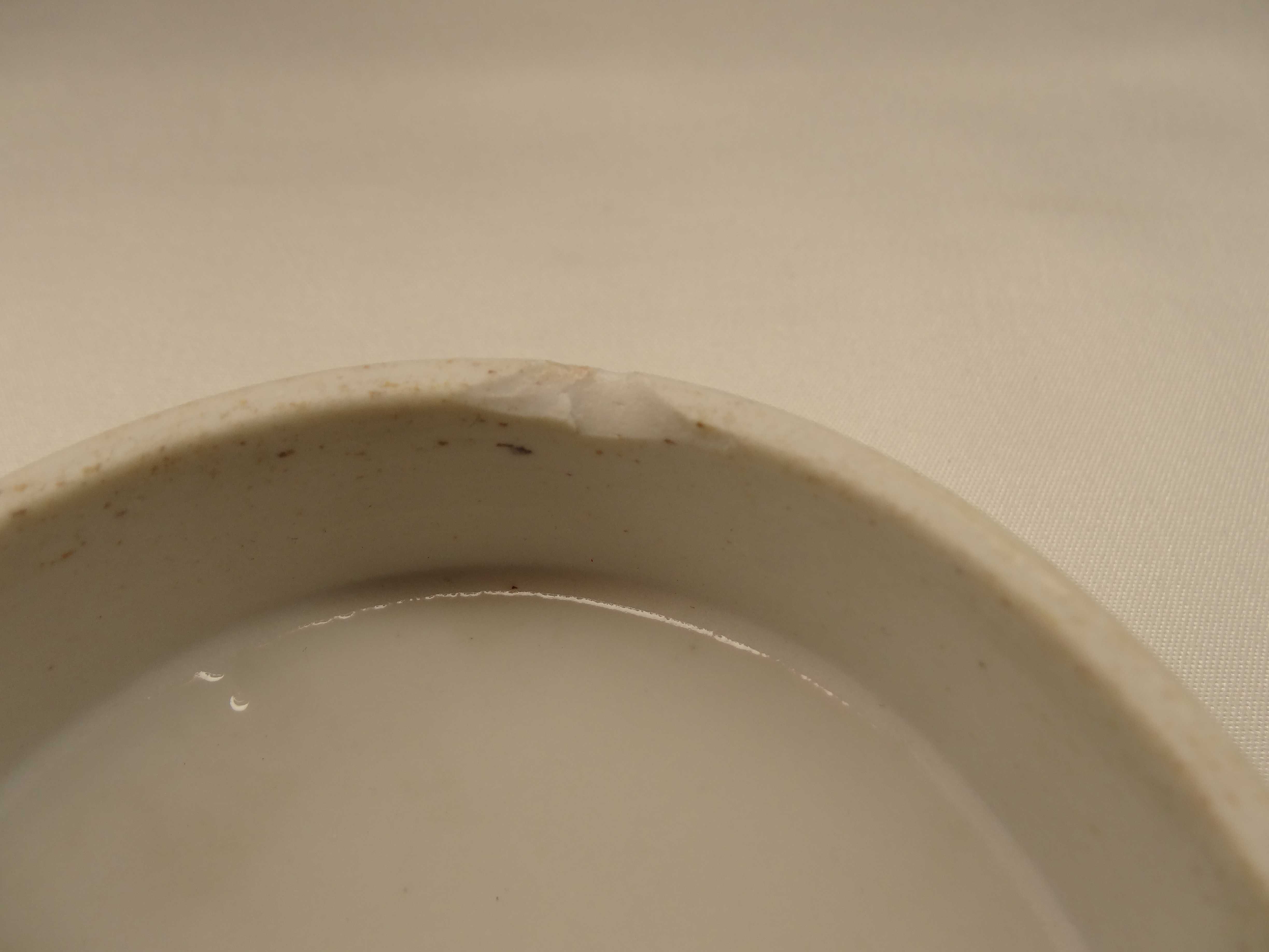 Porcelanowy pojemnik apteczny