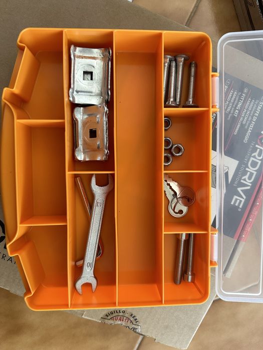 Barras de Tejadilho + Kit Pés