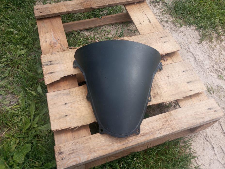 Szyba przednia sv 650 03 - 09 r sv650 owiewka plastik szybka L4