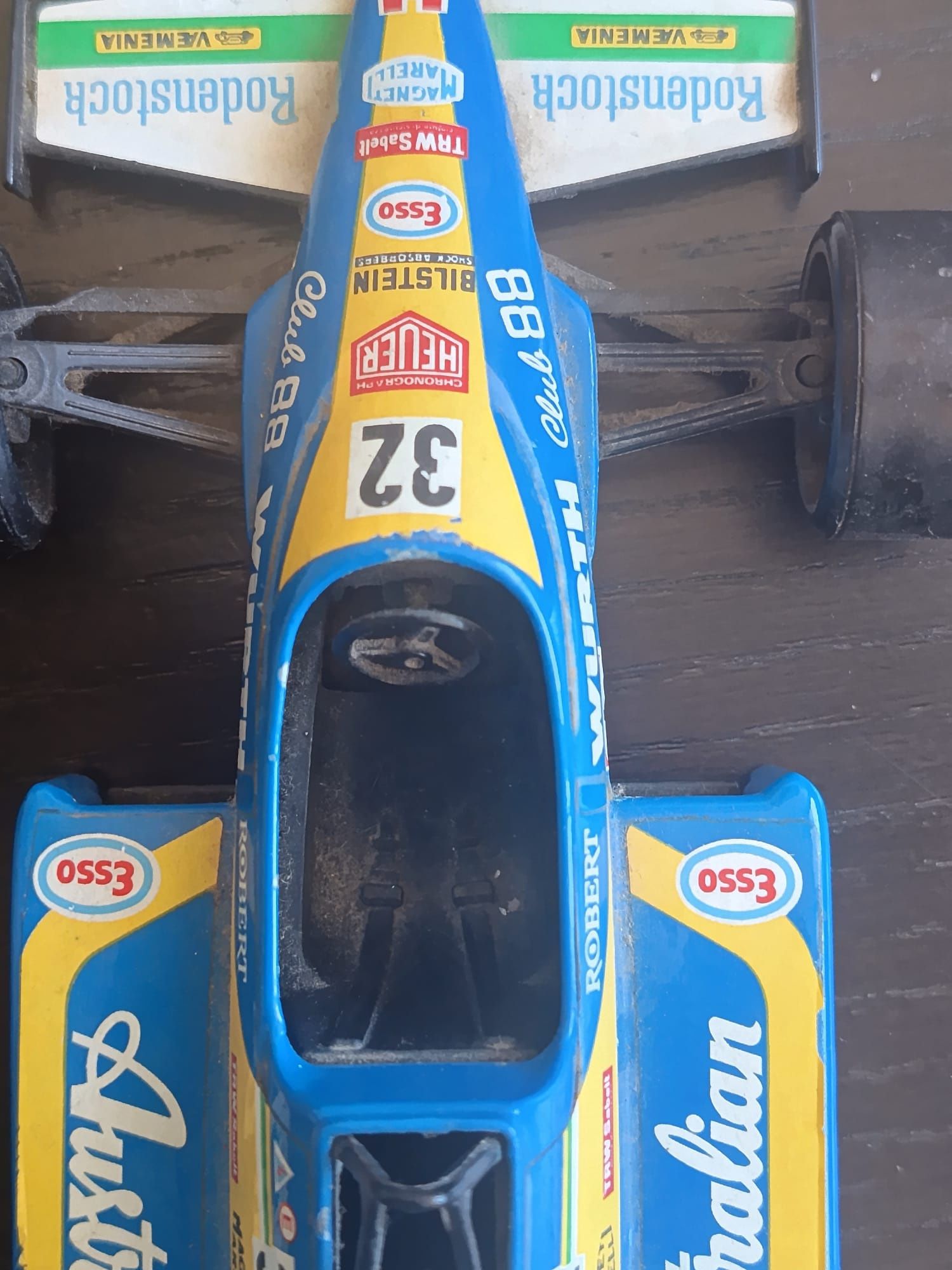 Formula 1 burago 1/24