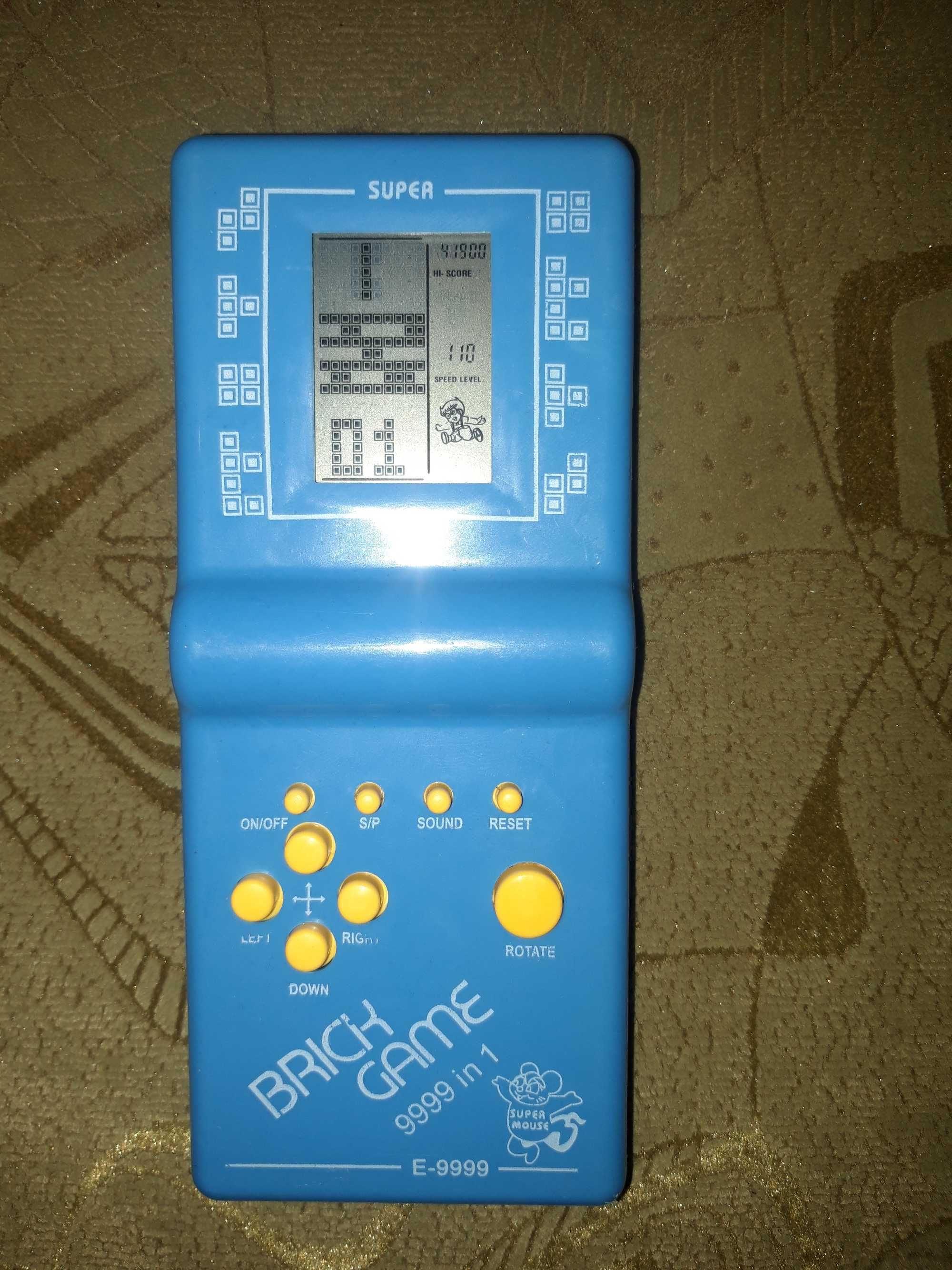 Тетрис,электронная игра 9999