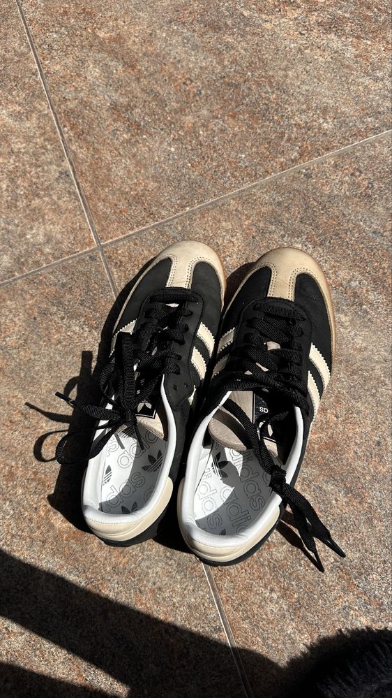 Adidas Samba.Жіночі розмір 40.В чорному кольорі