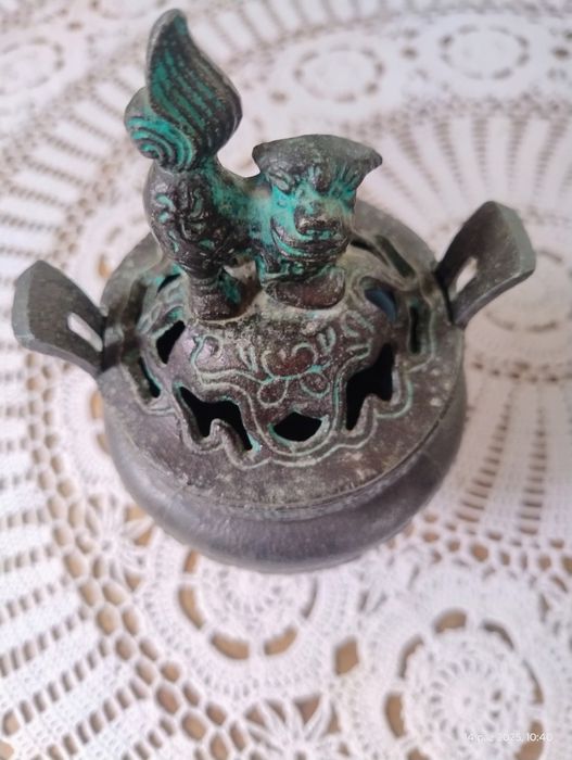 Kadzielnica z brązu